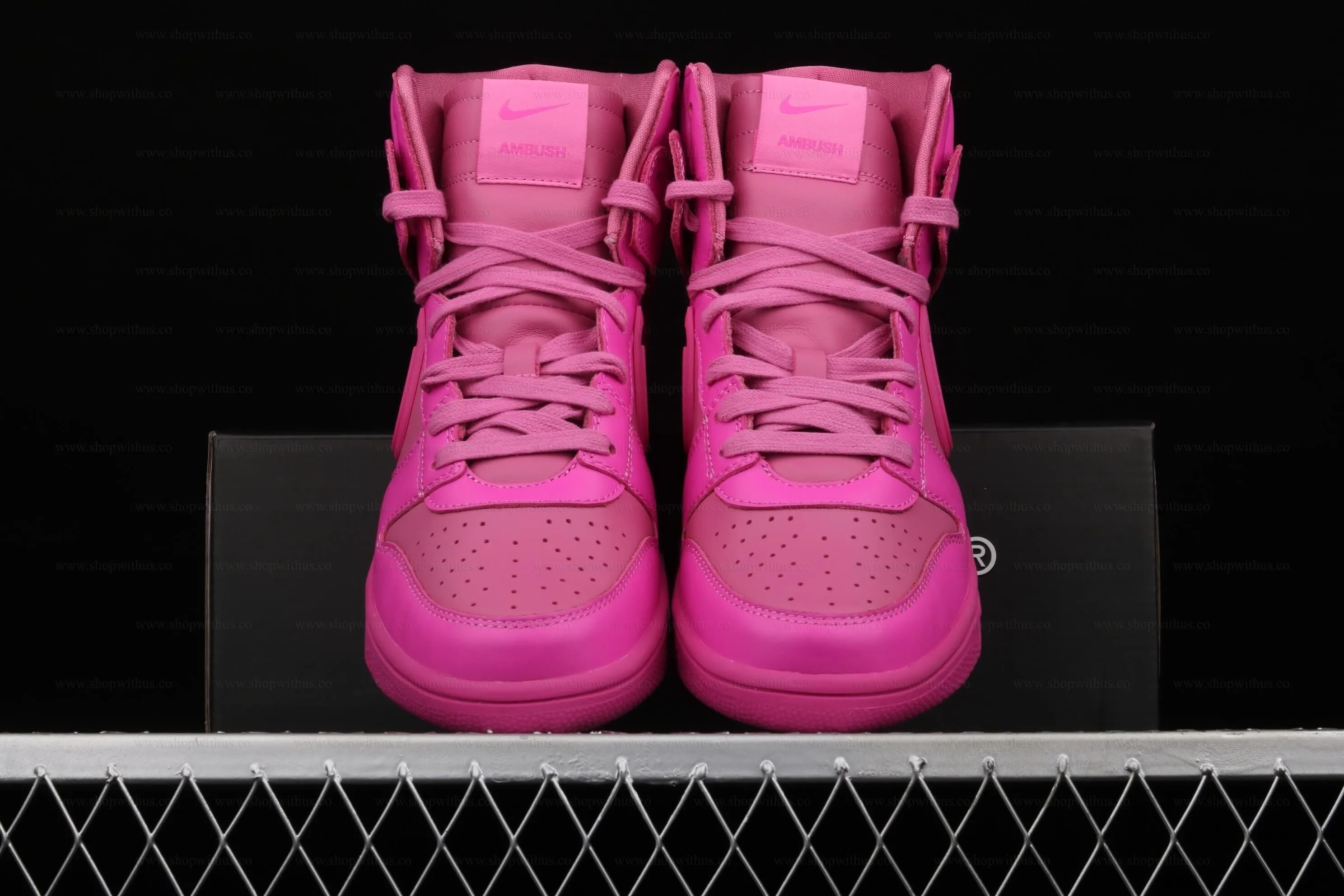 AMBUSH x NikeWMNS Dunk High - Cosmic Fuchsia