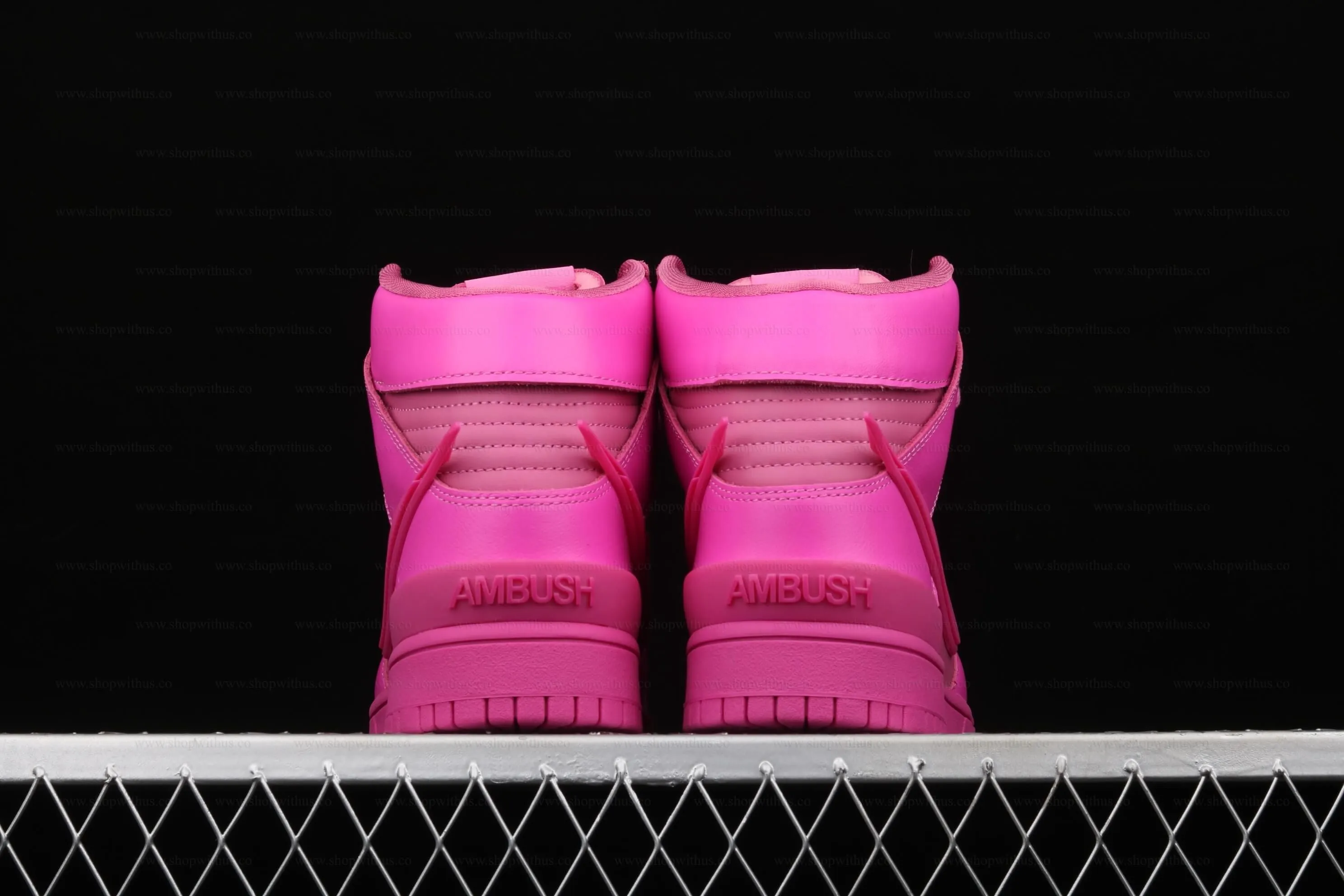 AMBUSH x NikeWMNS Dunk High - Cosmic Fuchsia