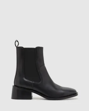 Brooke Pull On Mid Boot