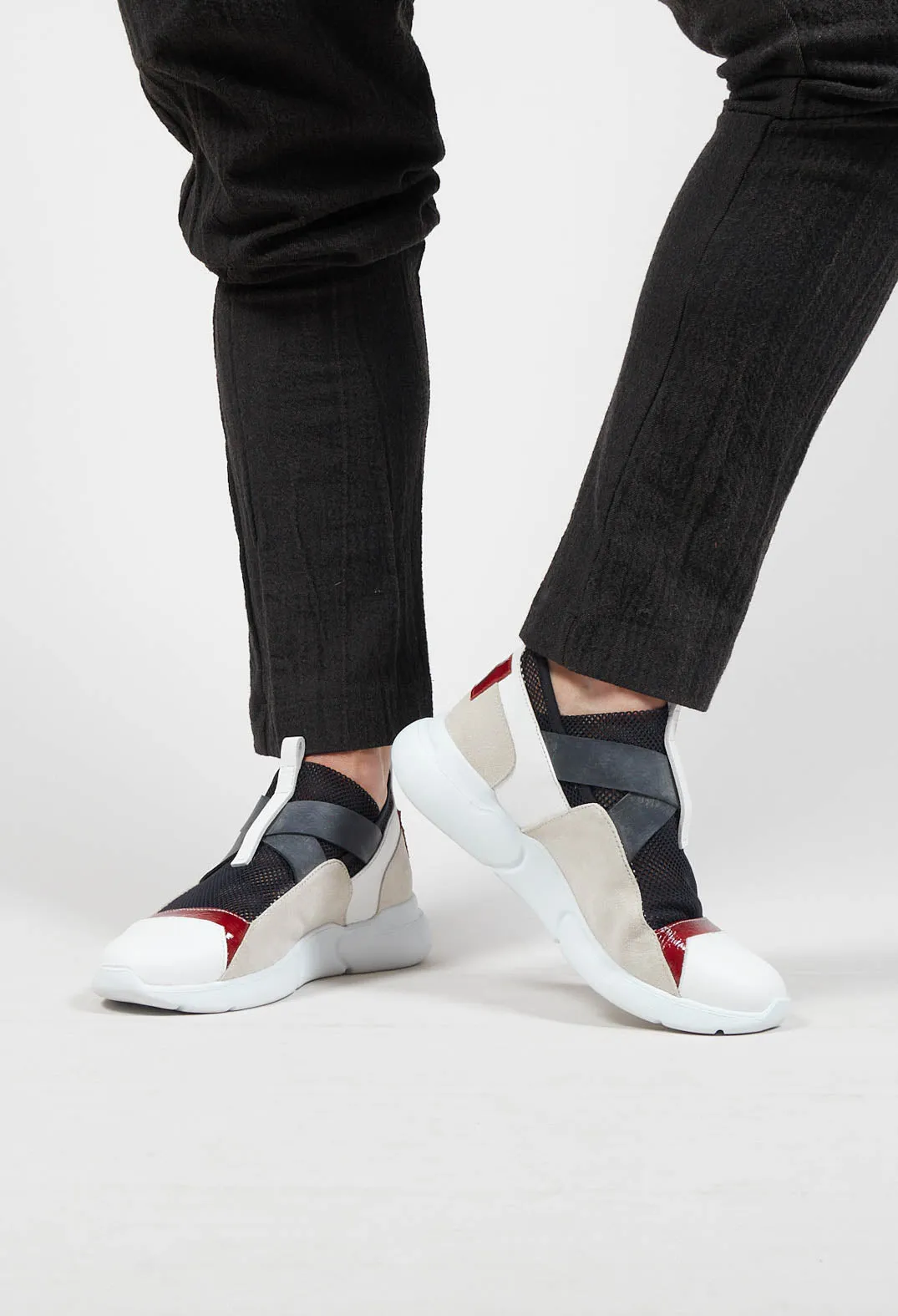 Chunky Mesh Trainers in Nero / Bianco / Argento