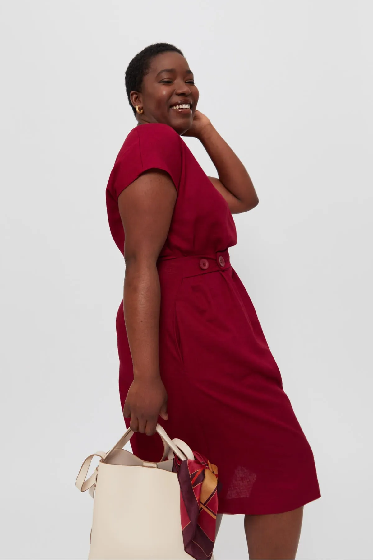 Sati | Midi Dress with Boat Neck in Red