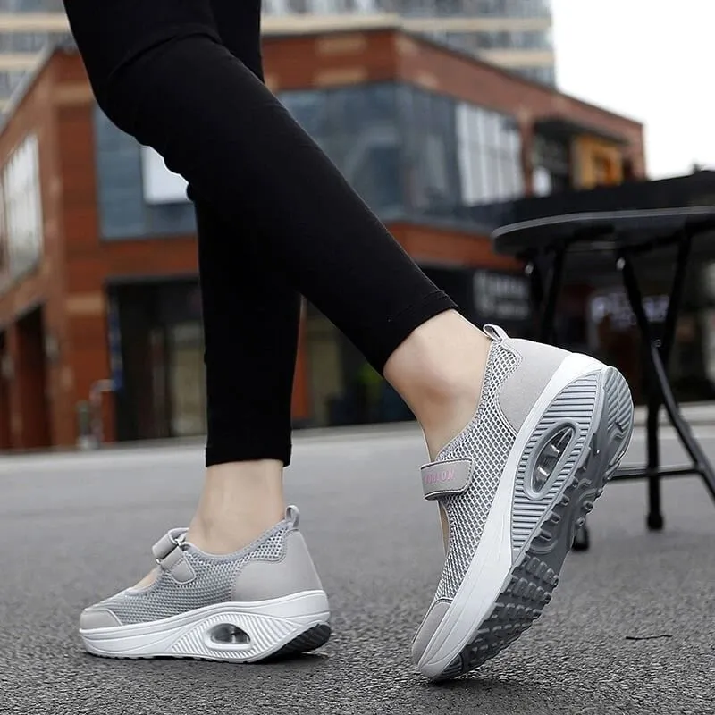Vanccy Women Walking Nurse Shoes